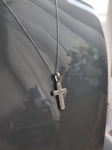 A Diamond Cross Pendant | Christianity I