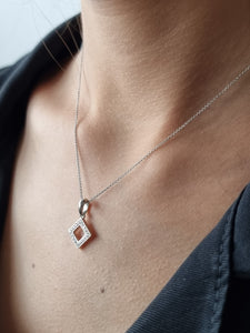 Pendant with White Diamonds in a Square Shape | Fête Jubilee III