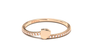 Stackable Ring with Solid Gold Heart Accompanied by Round White Diamonds on the Shank | Mix & Match Duo I