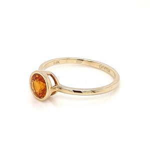 Solitaire Orange Sapphire Ring in Bezel Setting made of 14K Yellow Gold 1.22 TCW